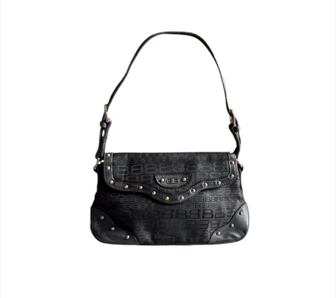 is this an existing Balenciaga bag?