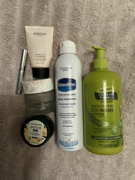 Tempted by beauty treats? Addicted to buying beauty products? Is your collection bursting with favourites? Join fellow beauty lovers in this supportive group!