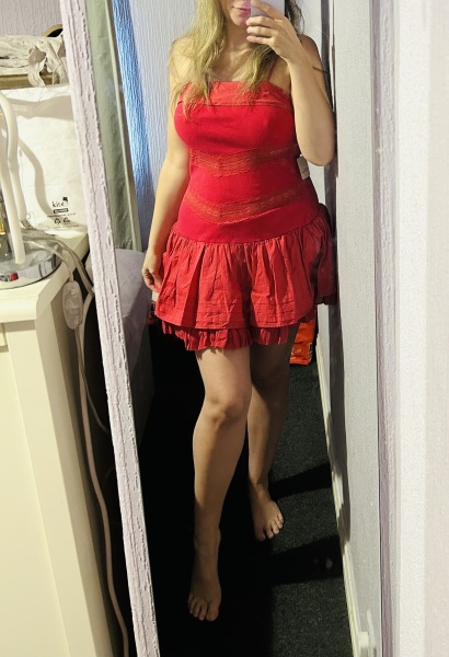 What colour shoes for this dress?