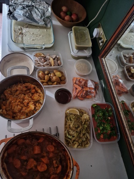 Meal planning, sharing recipes and ideas to make the weekly budget go further.