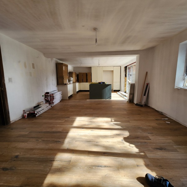 Crazy quotes? Regretting buying your fixer upper? Join me in home renovation rants!