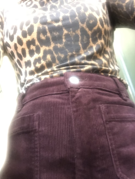 Fitted tops to go with wide leg trousers ( jeans, cords)