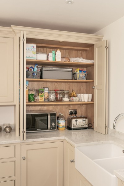 Fitted or unfitted kitchen?