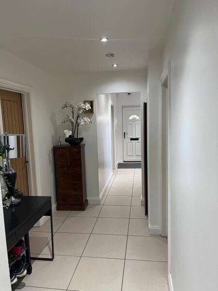Help me with my bland hallway- ideas needed