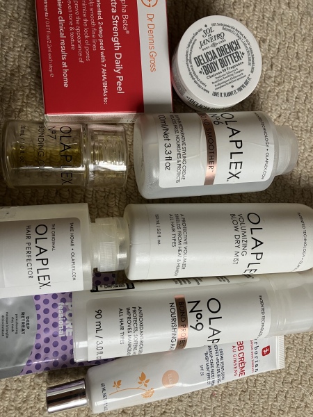 Tempted by beauty treats? Addicted to buying beauty products? Is your collection bursting with favourites? Join fellow beauty lovers in this supportive group!