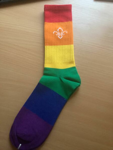 Do I give the socks?
