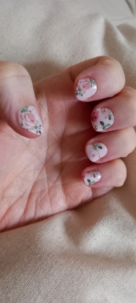 Pretty nails and make up thread