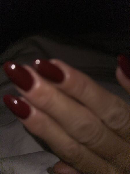 Coloured nails V nude V french