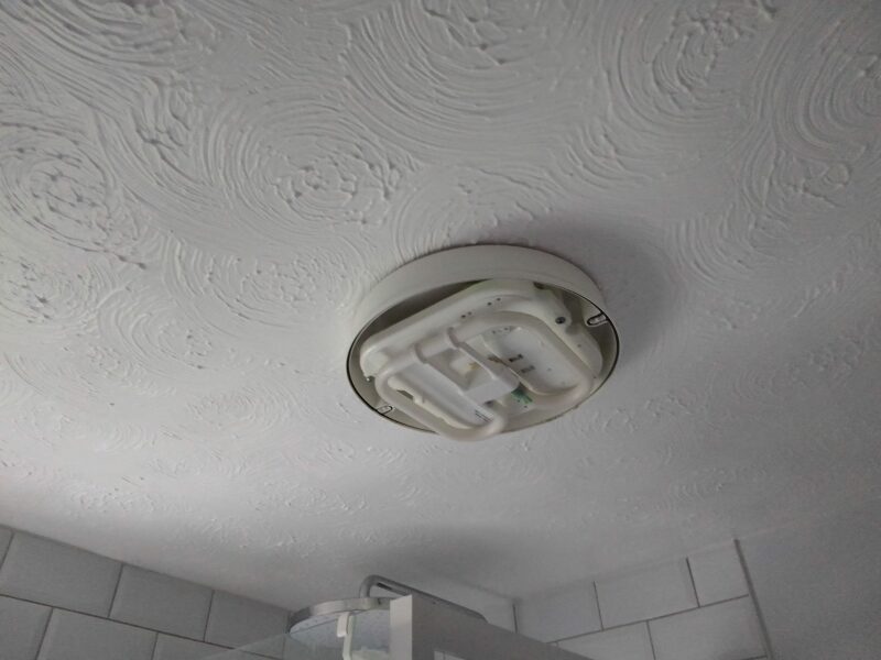 Dumb lightbulb question