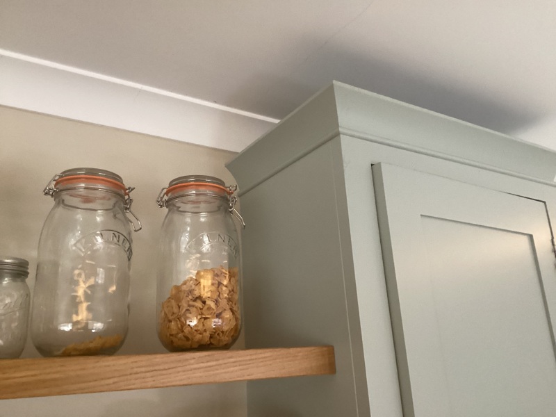 Paint colours to warm up blue kitchen colour / accessories / clean up