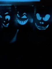 Come and tell us your dull and unexciting news 34: Calmly through the day