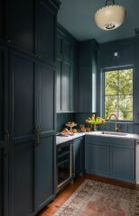 Suggestions for wall colour in ‘moody’ kitchen with Inchyra Blue units