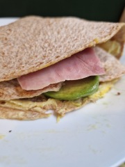 Meal planning, sharing recipes and ideas to make the weekly budget go further.