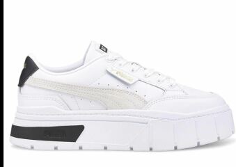 Black Tights and Trainers