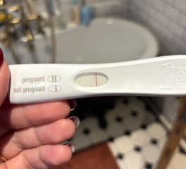 Am I going mad? Line eyes