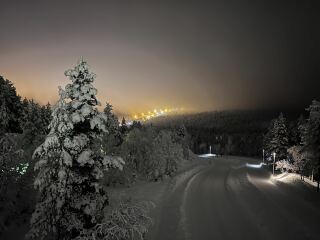 Quiet Snowy holiday for non skiers?