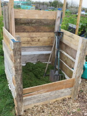 Compost bin? Make your own?