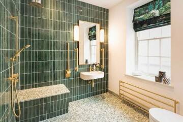 Currently away for the weekend, is this acceptable?