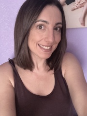 Dark or light hair?