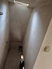 Where to put a picture rail. Long but (dull) photos!