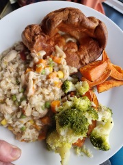 Meal planning, sharing recipes and ideas to make the weekly budget go further.