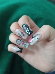 I want to see your nails!