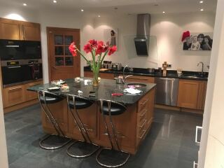 Have you painted your kitchen cuboards successfully