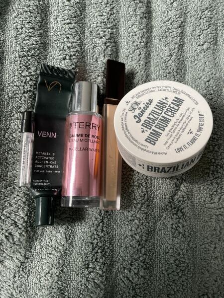 Tempted by beauty treats? Addicted to buying beauty products? Is your collection bursting with favourites? Join fellow beauty lovers in this supportive group!