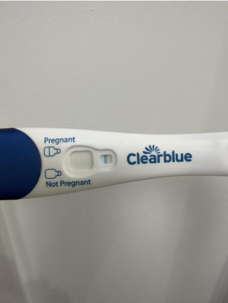 Is this a vvvfl or am I going crazy? 9DPO