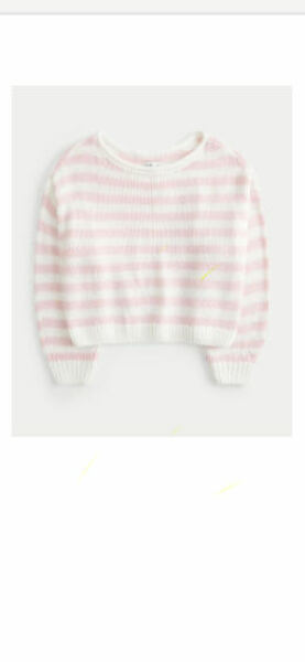 Can anyone help me find this top, please?