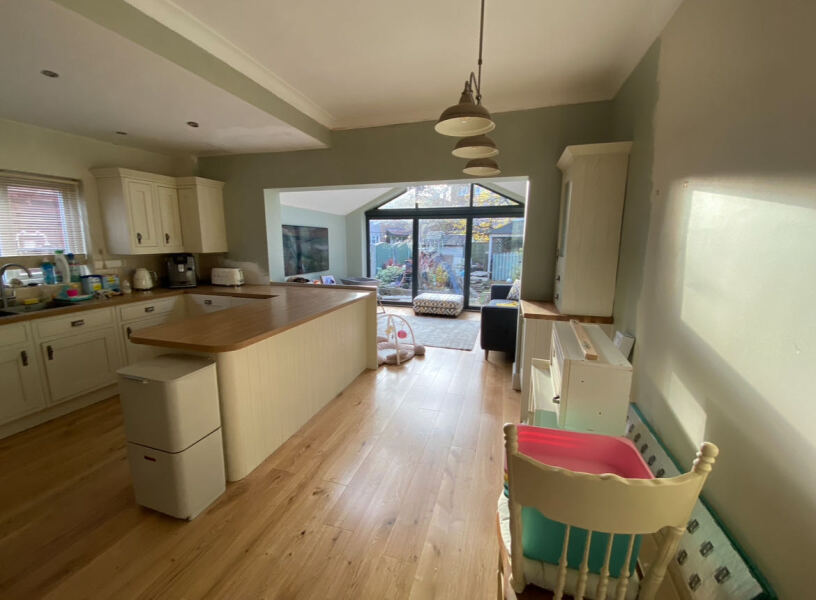 Recommend me a nice pale sage paint?