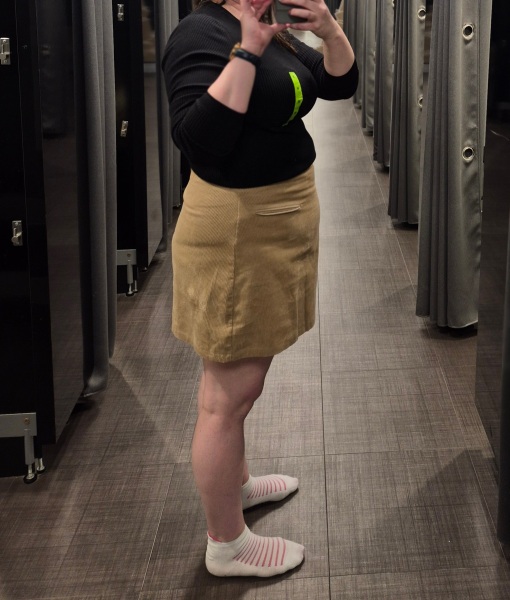 Skirt/ jumper look. Am I too big for it? Or doing it wrong