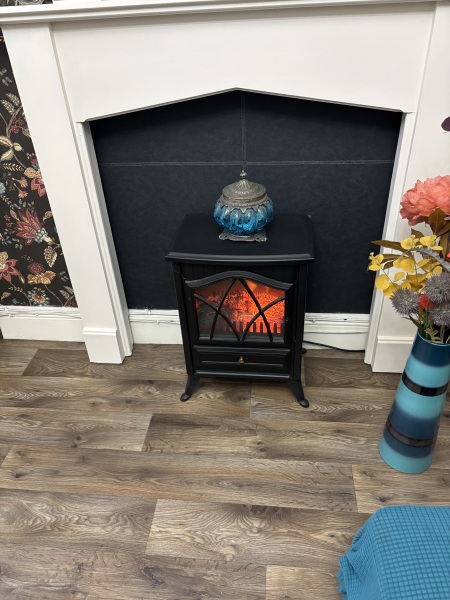 Inspiration please- what colour mantelpiece?