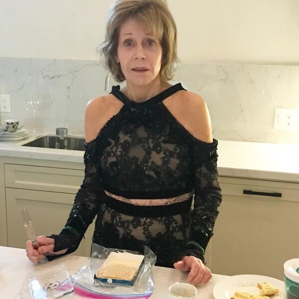 How to single women dress on their own?!