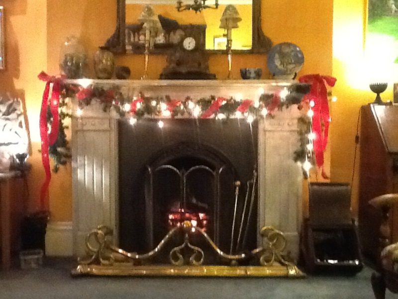 Best garlands for a fireplace