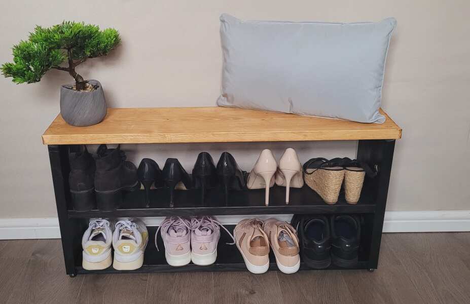 Please tell me about your shoe storage