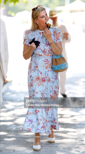 Royal Style: A Double Breasted Safari Suit? We need to discuss...