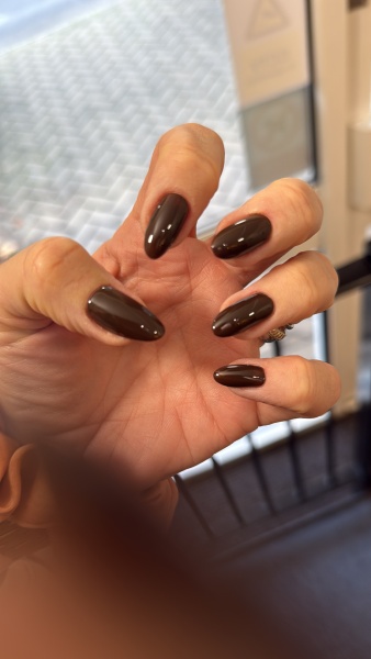 What colour are your nails rn?