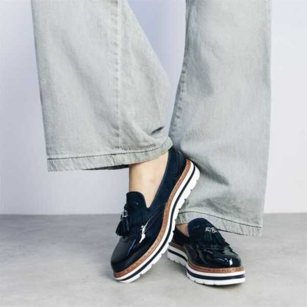 Stumped with shoes