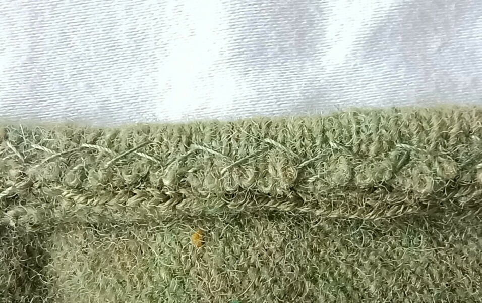 Will this lambswool top unravel if I cut the arms?