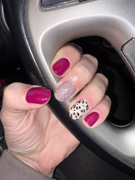 Do you like my nails?