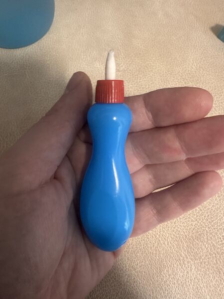 Someone advise regarding dd sucking old water from mess free pen