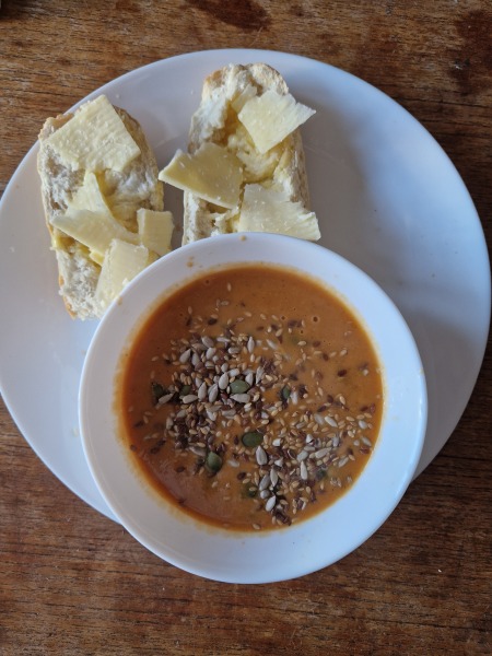 Meal planning, sharing recipes and ideas to make the weekly budget go further.