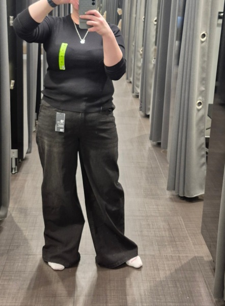 Skirt/ jumper look. Am I too big for it? Or doing it wrong