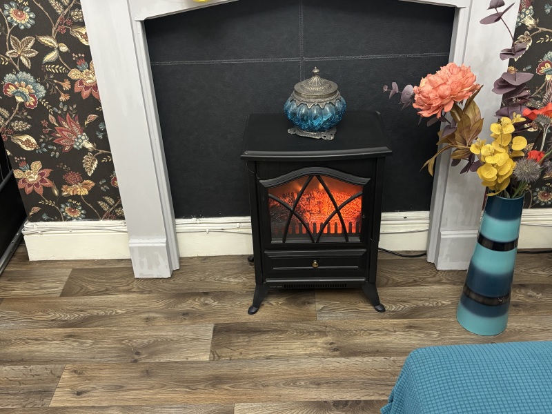 Inspiration please- what colour mantelpiece?
