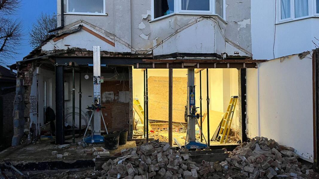 Cracks during box frame installation