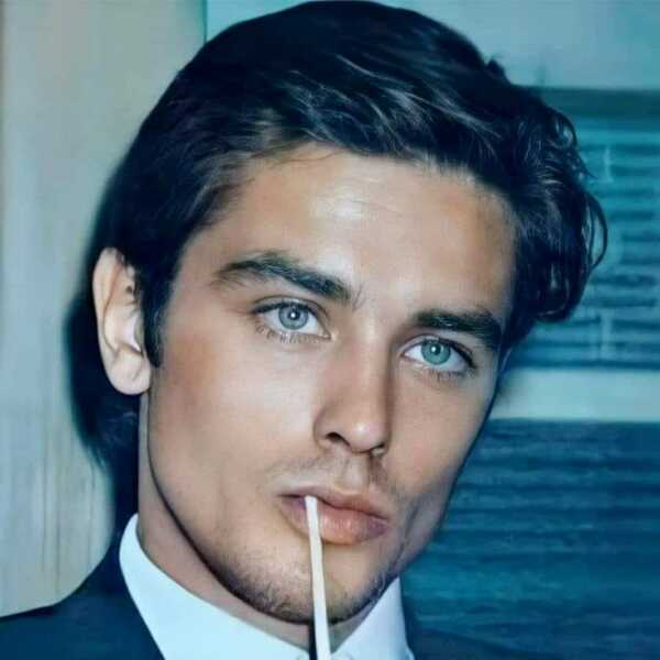 TV or Film actors you watched whilst young then realise now they are quite hot (back then)