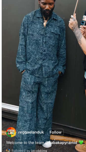Does anyone know where I can get a 2 piece set like this for my husband?