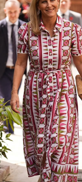 Royal Style: Stilettos or kittens? More royal style and beauty chat.