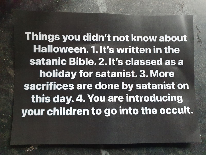 MIL took down all my Halloween decorations 😒😒